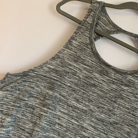 Victoria’s Secret PINK Grey Tank Top - Picture 4 of 6